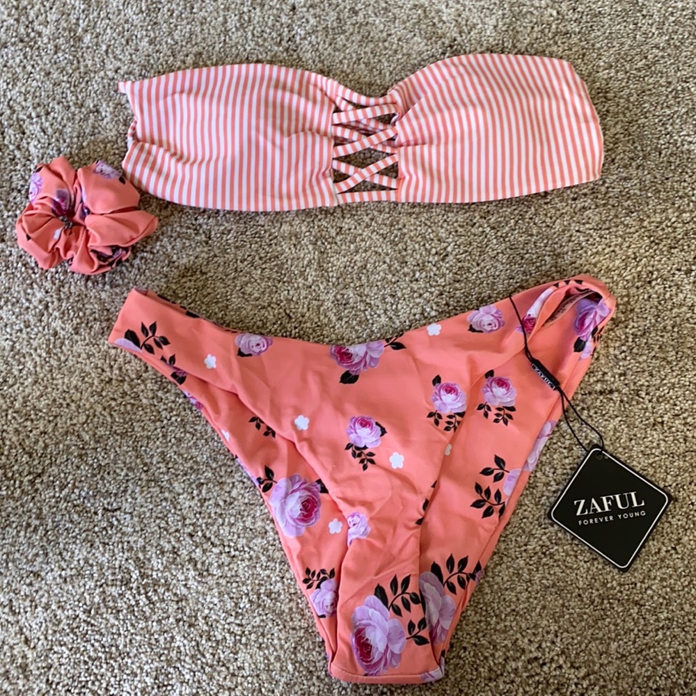 Bathing suit